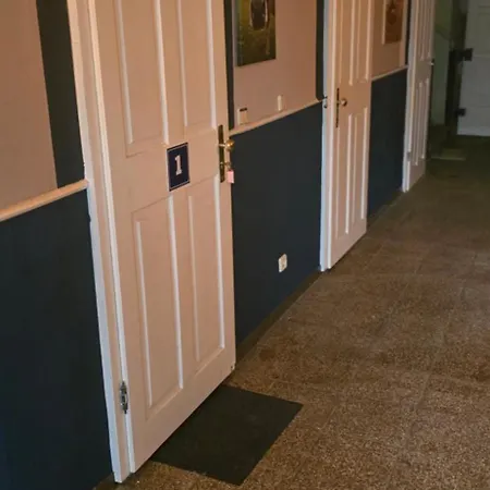 Landzeit Niedergraefenhain Apartman